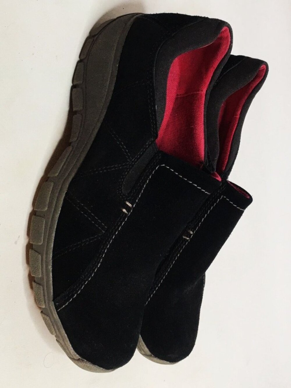 Clarks Triumph Neston nubuck suede black walking loafers red soles US9.5=EU40